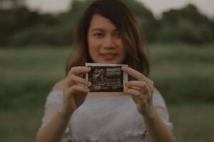 Second Trimester Pregnancy Guide: Weeks 14-27