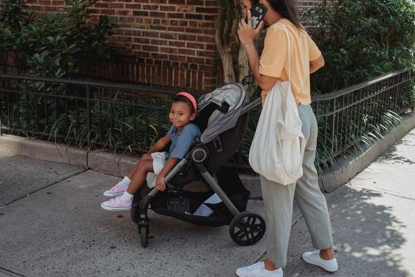 modular stroller vs traditional stroller