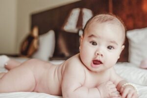 Stomach Bug in Babies: Symptoms, Hydration, and Red Flags