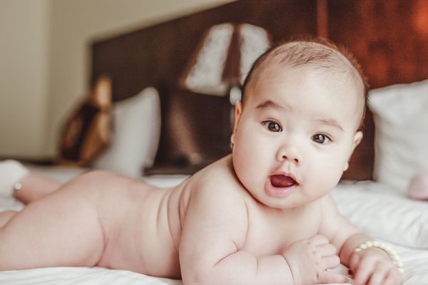stomach bug in babies
